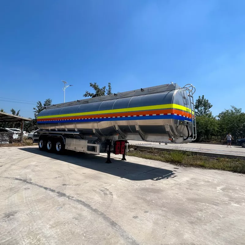 ວິທີການນໍາໃຊ້ Fuel Tank Trailer ມີຫຍັງແດ່?