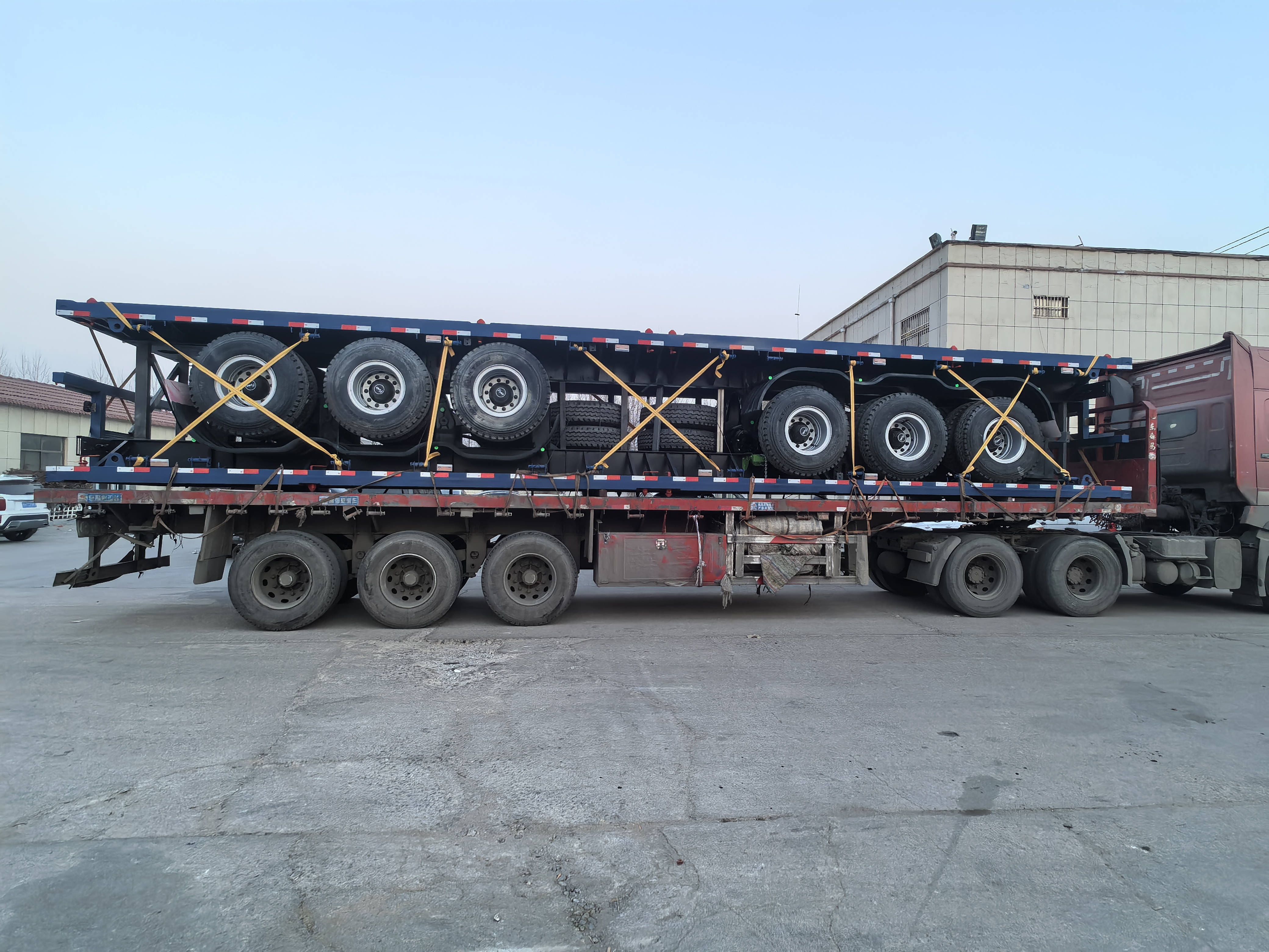 ສອງຫົວຫນ່ວຍ 3 ເພົາ flatbed flatback semile semile ຈະຖືກສົ່ງໄປທີ່ Algeria