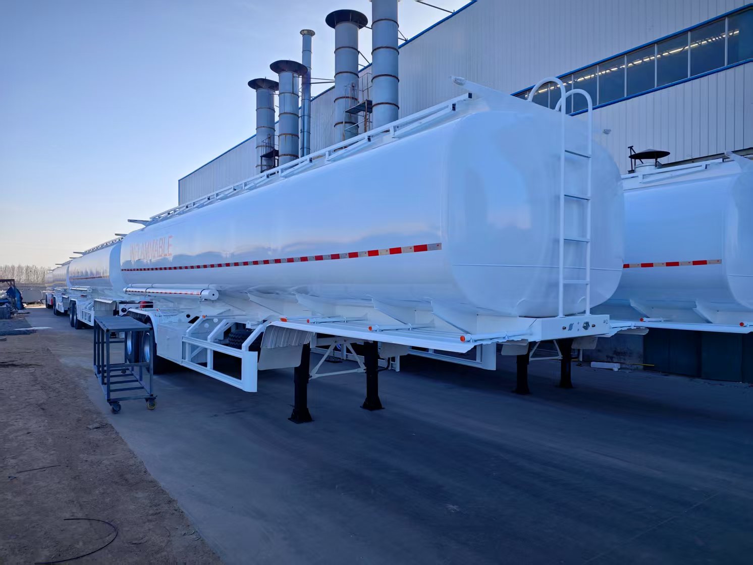 Turger Semi-semi-trailers ສົ່ງໄປທີ່ສາທາລະນະລັດປະຊາທິປະໄຕກົງໂກ