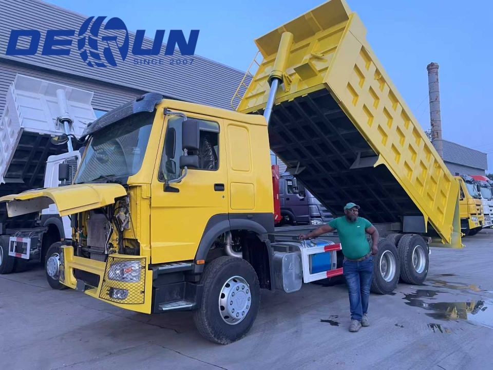 ລູກຄ້າຂອງ Gabon ໄດ້ມາຢ້ຽມຢາມໂຮງງານ Sinotruk